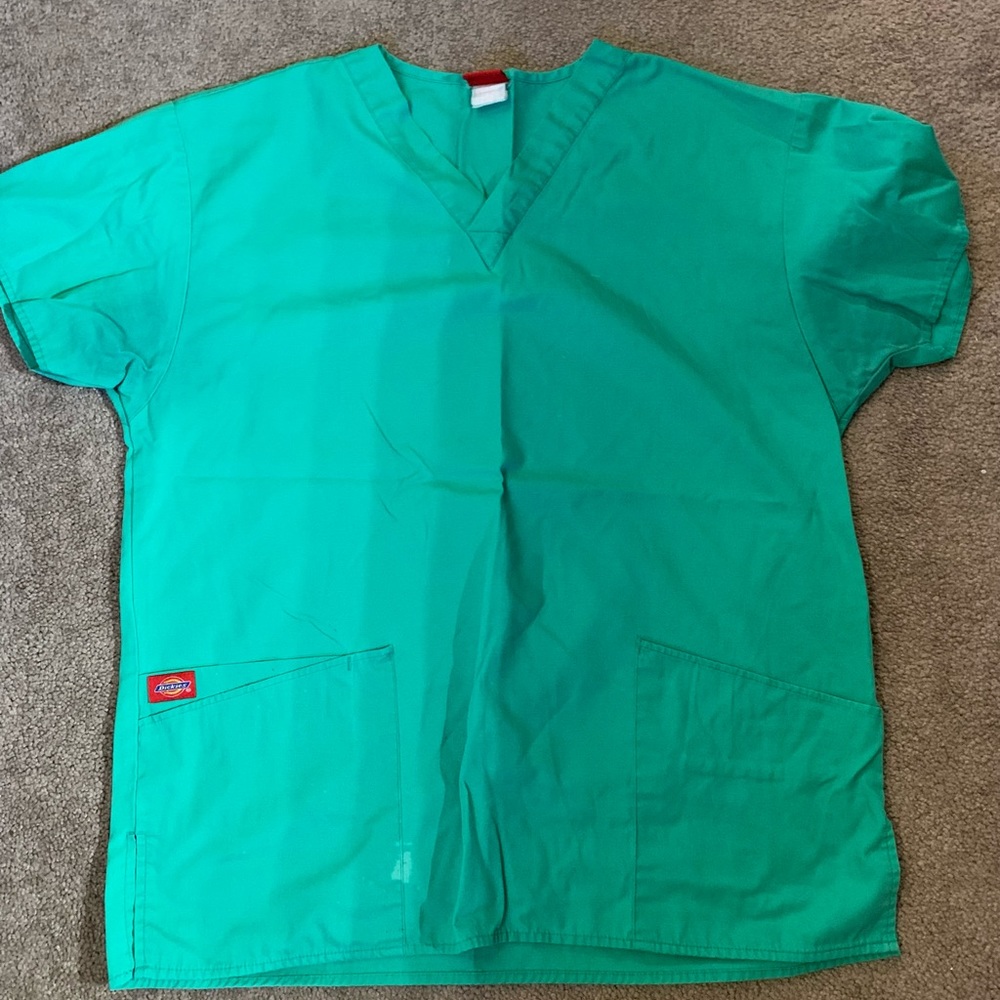 Kelly green Dickies scrub top